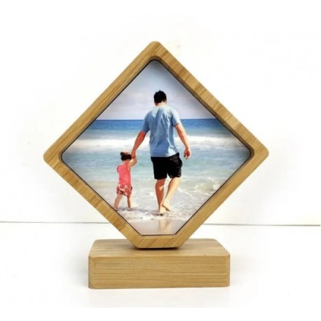 Rama foto din bambus personalizata cu o fotografie